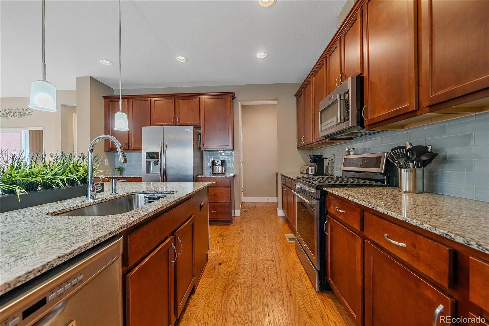 13754 Shoshone Lane Broomfield CO 80023 | MLS #REC9986288 06252026000146 1600 10