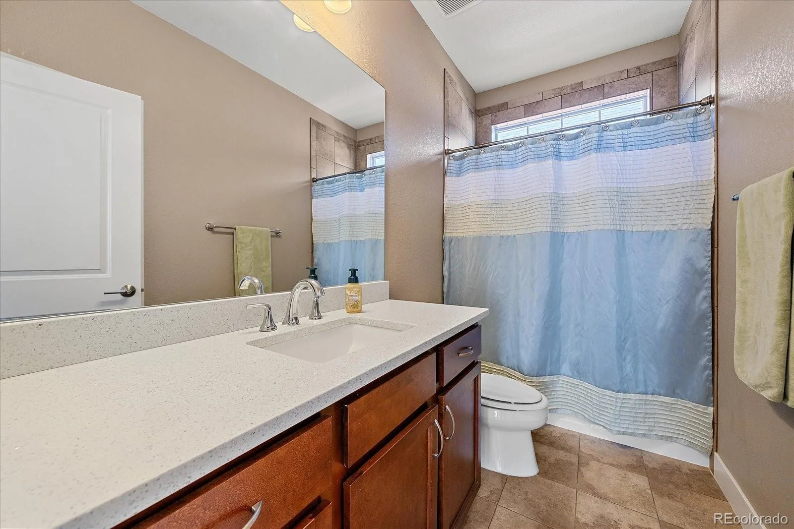 13754 Shoshone Lane Broomfield CO 80023 | MLS #REC9986288 06252026000146 1600 25