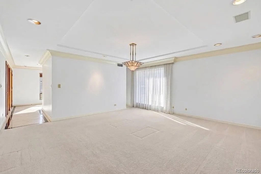 2000 E 12th Avenue #4 Denver CO 80206 | MLS #REC9986763 09222026115435 1024 8