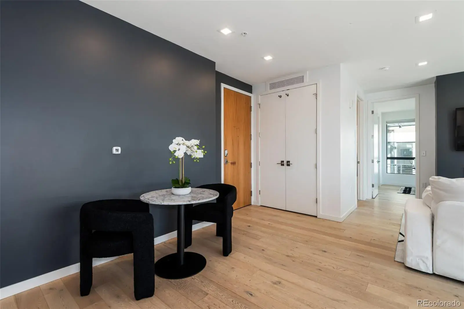 11192025174223 1600 16