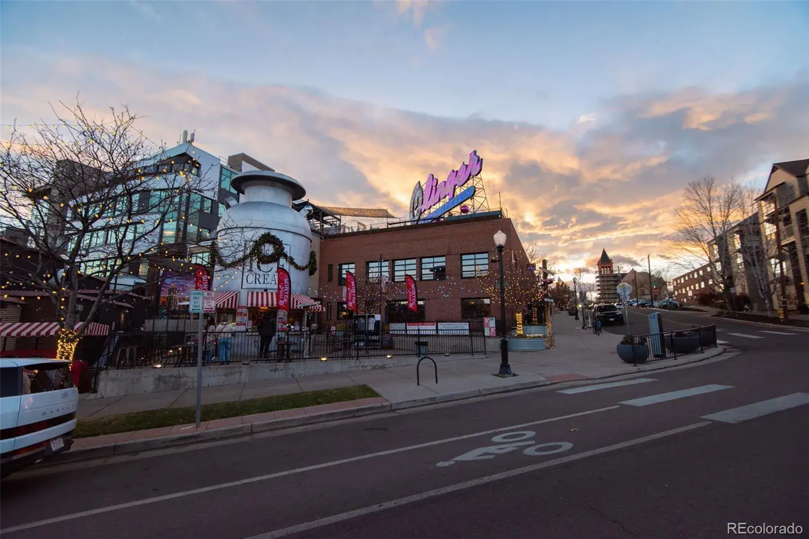 11192025174223 1600 32