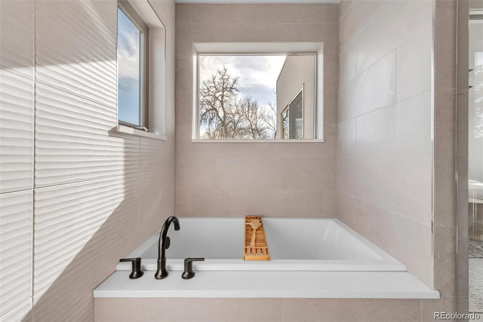 03292026165434 1600 14