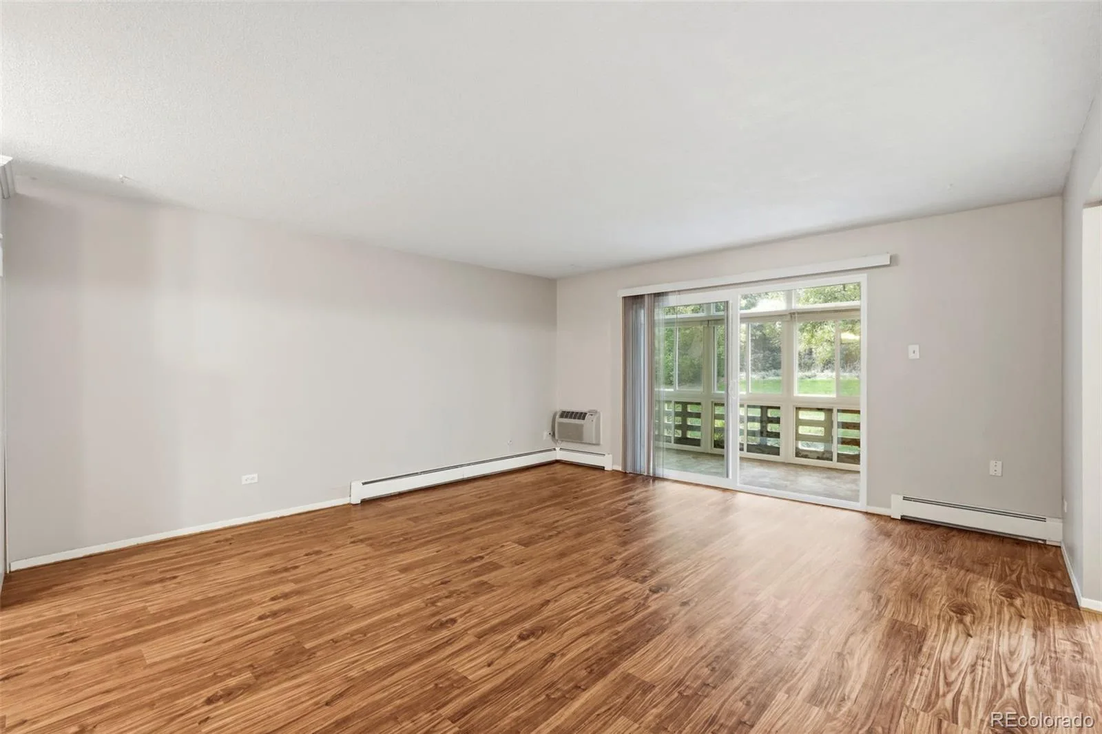 655 S Alton Way #10A #655 Denver CO 80247 | MLS #REC9987479 08312026232247 1600 12