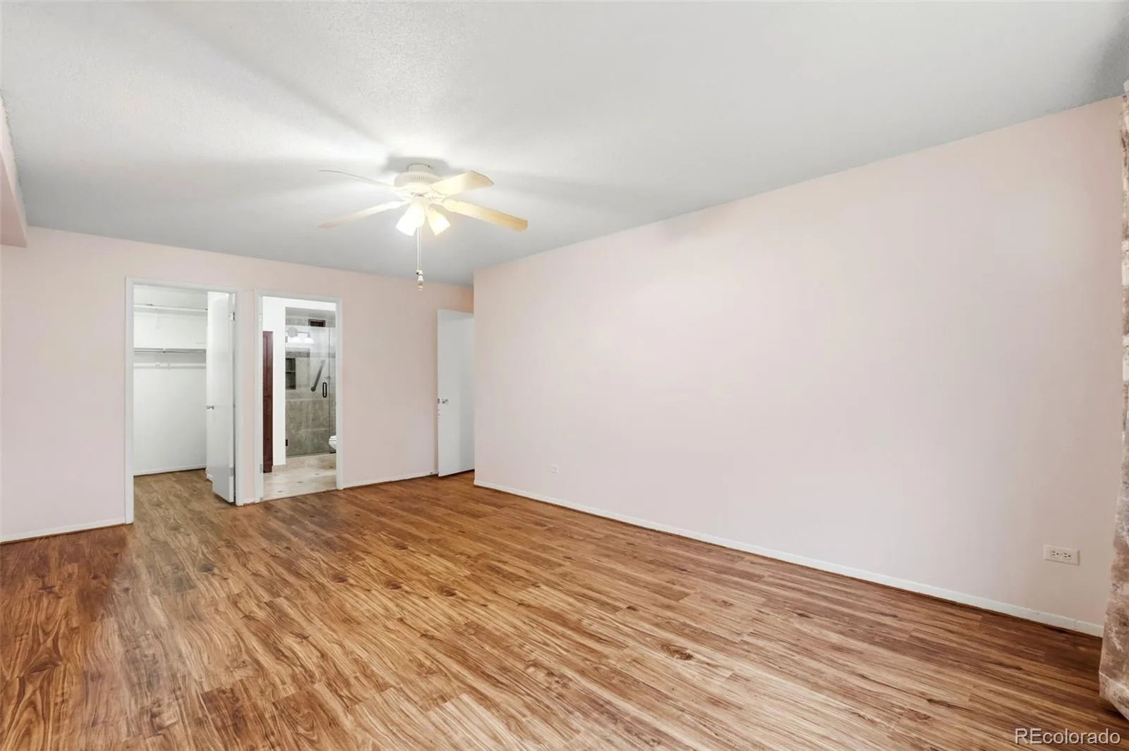 655 S Alton Way #10A #655 Denver CO 80247 | MLS #REC9987479 08312026232247 1600 17