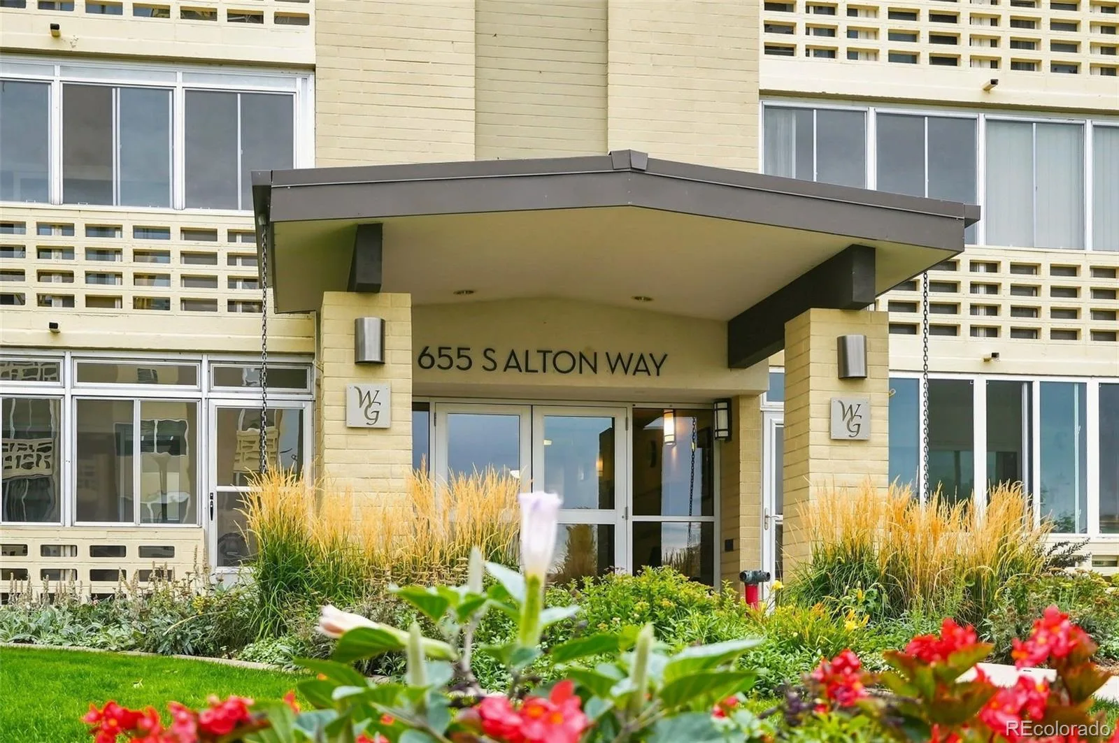 655 S Alton Way #10A #655 Denver CO 80247 | MLS #REC9987479 08312026232247 1600 2