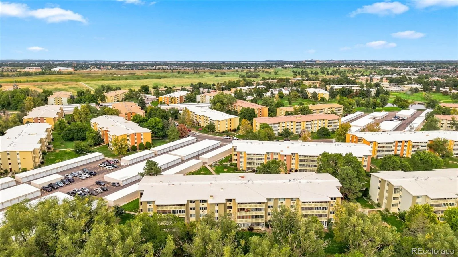 655 S Alton Way #10A #655 Denver CO 80247 | MLS #REC9987479 08312026232247 1600 35
