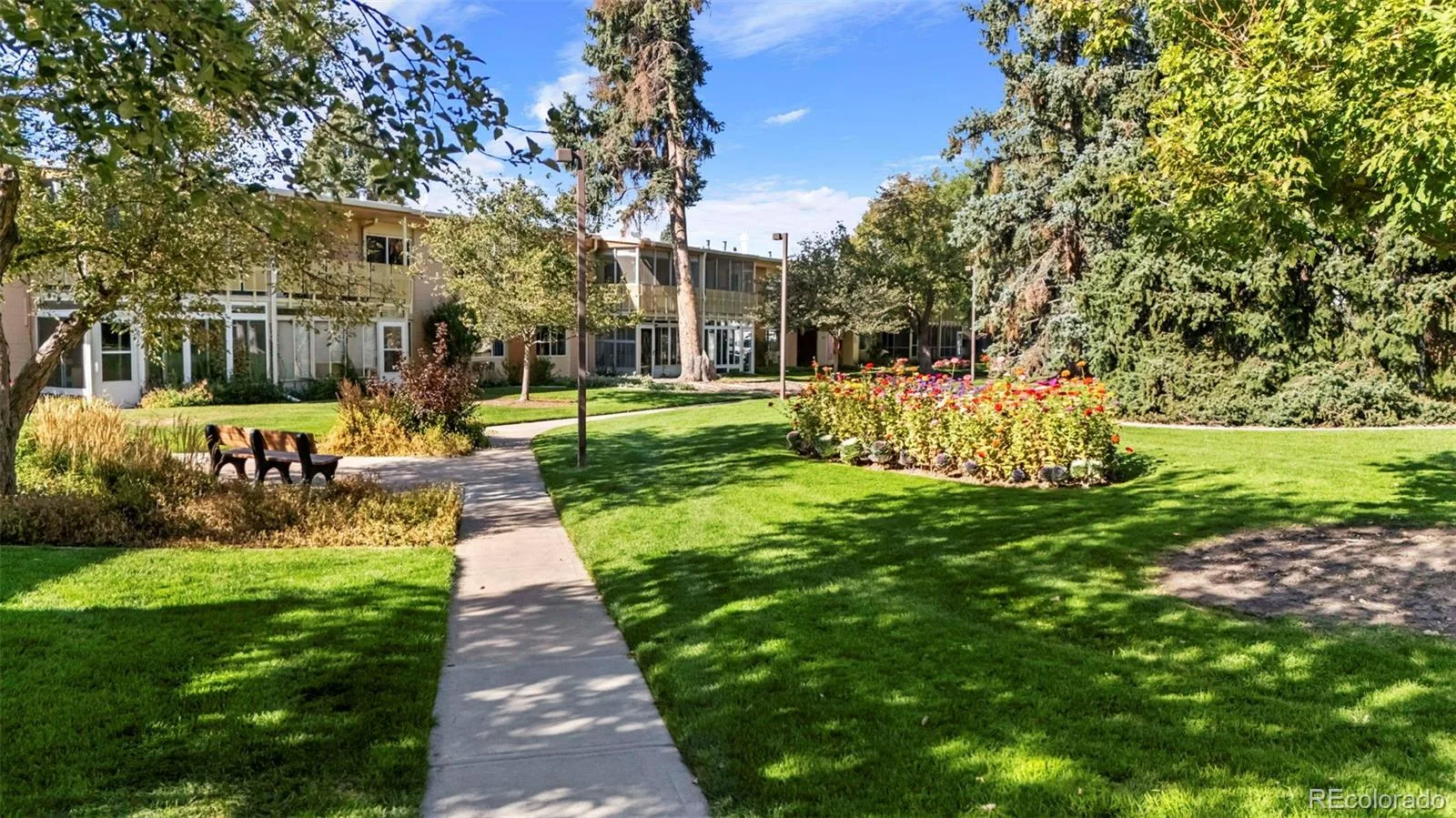 655 S Alton Way #10A #655 Denver CO 80247 | MLS #REC9987479 08312026232247 1600 39