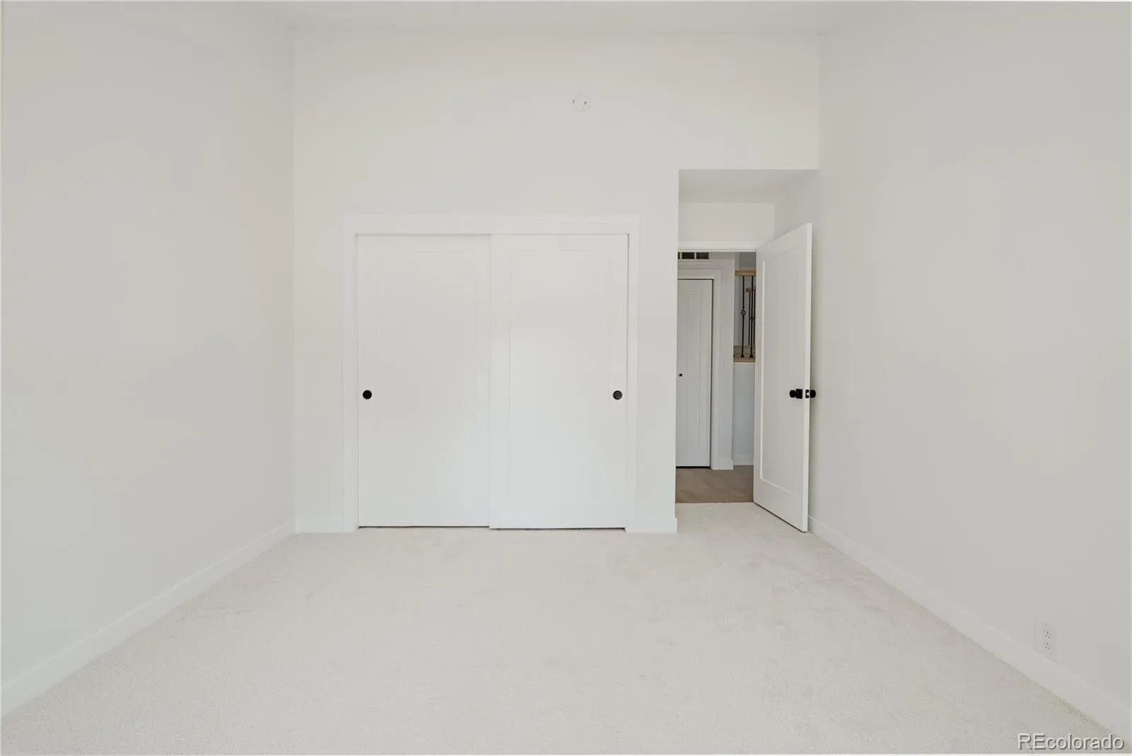 4675 S Yosemite Street #205 Denver CO 80237 | MLS #REC9992143 08132026181846 1600 34