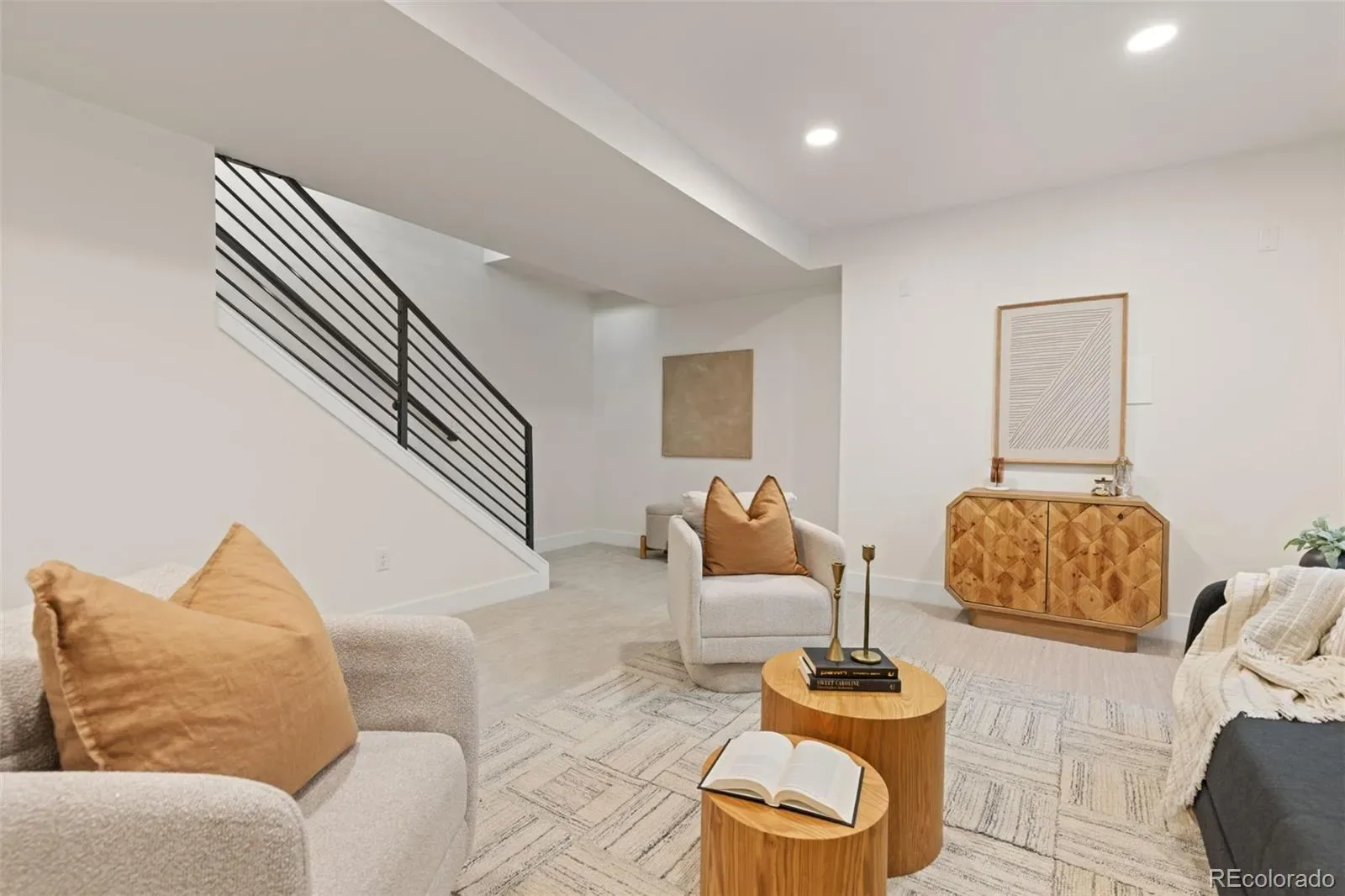 03212026050706 1600 32