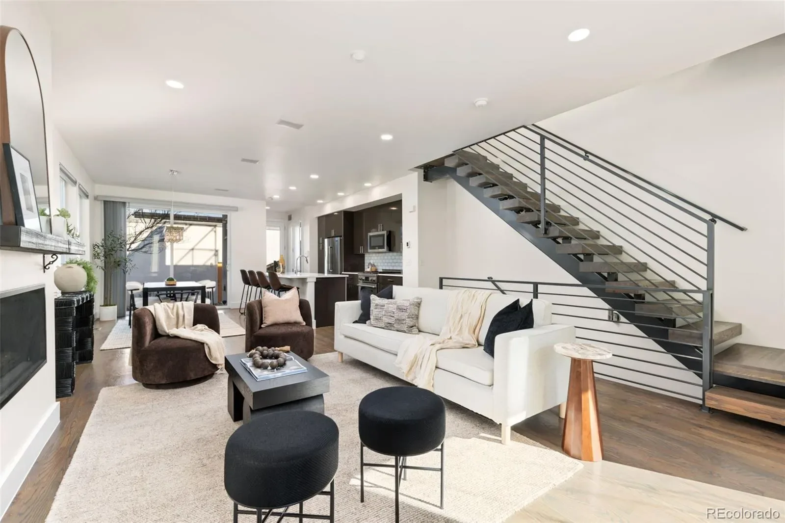 03212026050706 1600 4