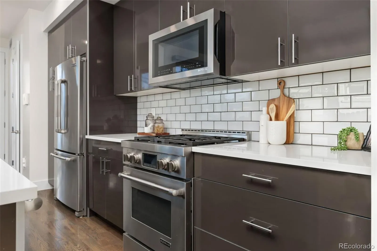 03212026050706 1600 8