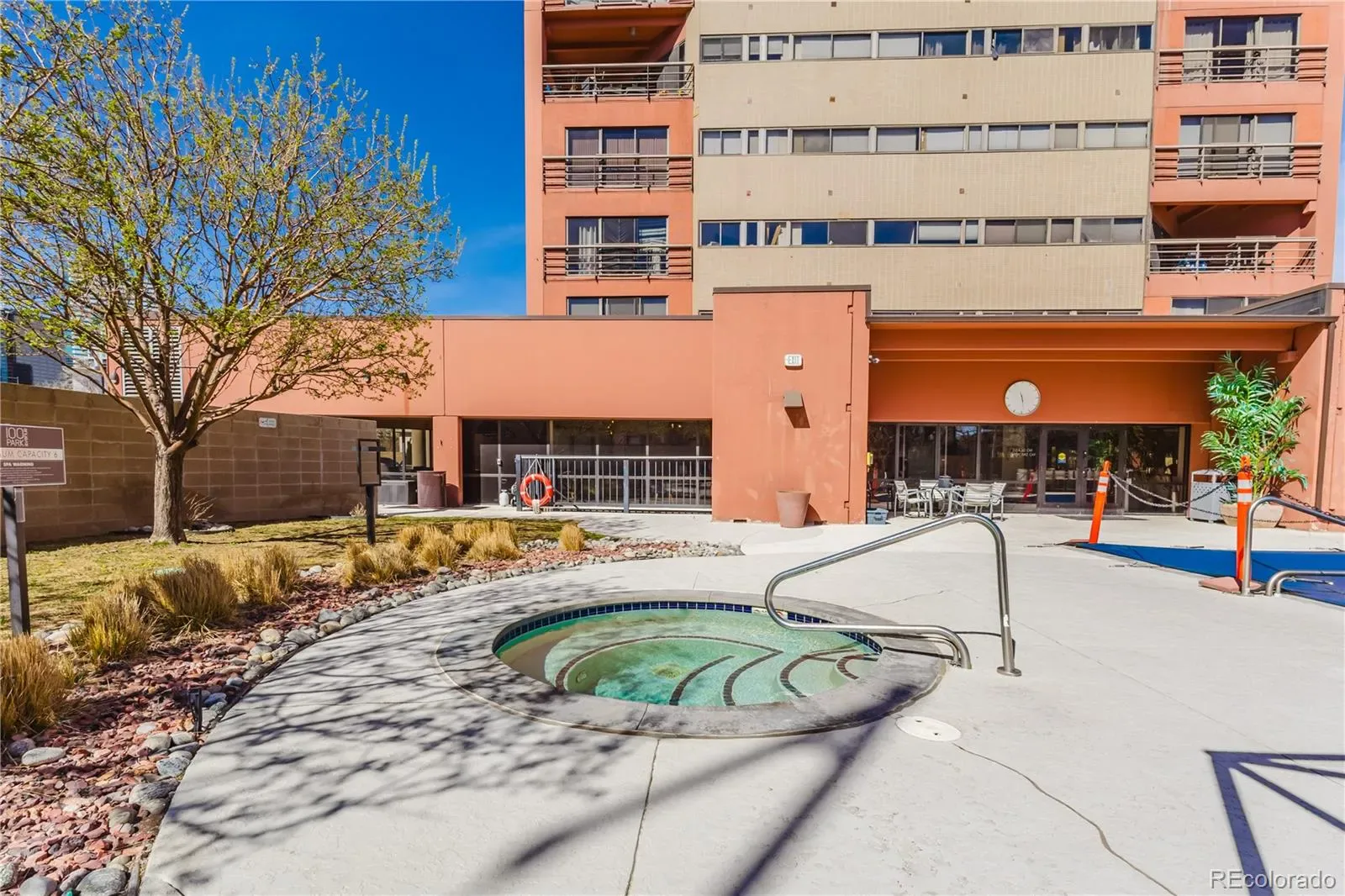 100 Park W Avenue #604 Denver CO 80205 MLS #REC9993203 03132026010043 1600 11