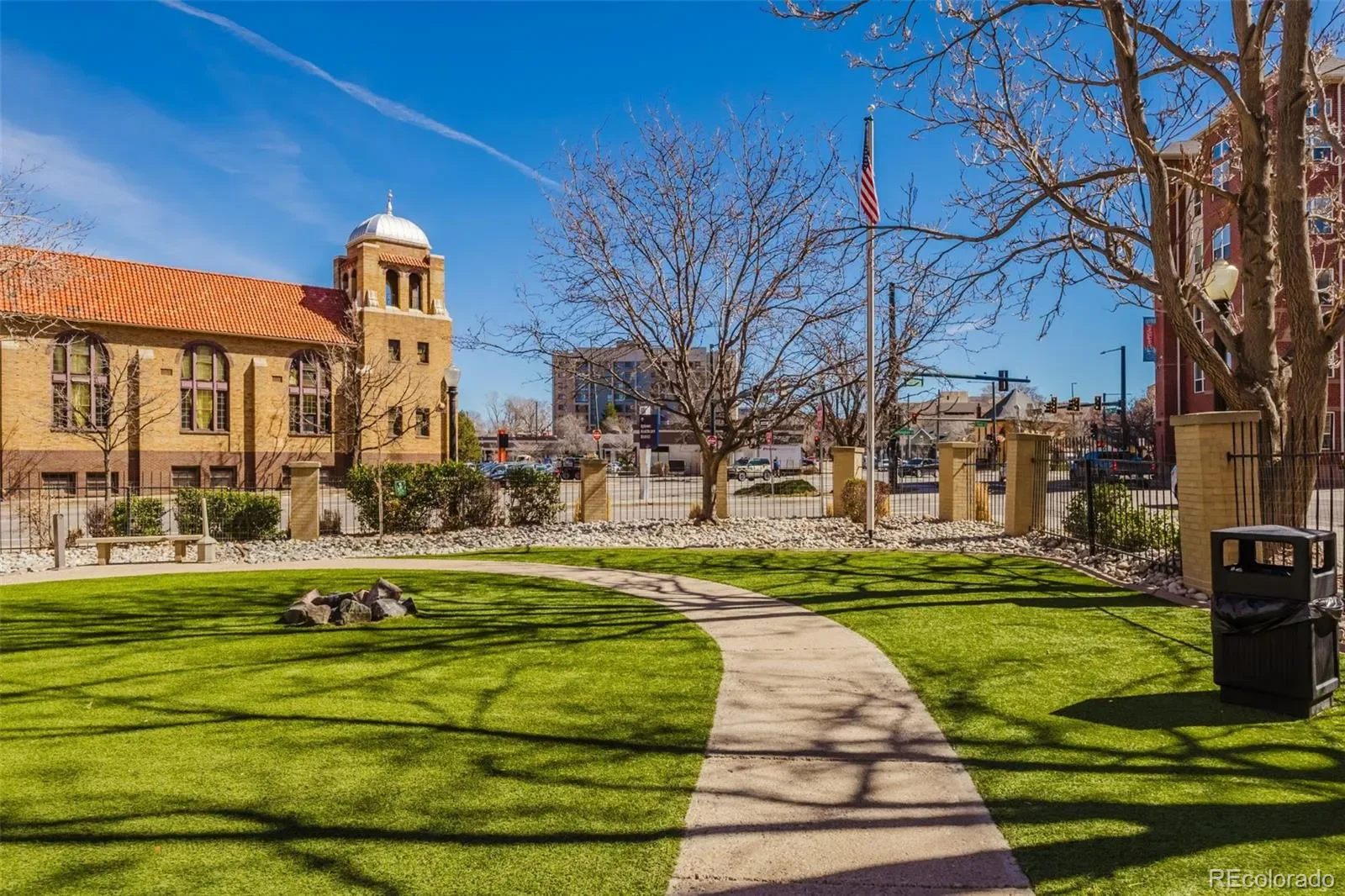 100 Park W Avenue #604 Denver CO 80205 MLS #REC9993203 03132026010043 1600 12