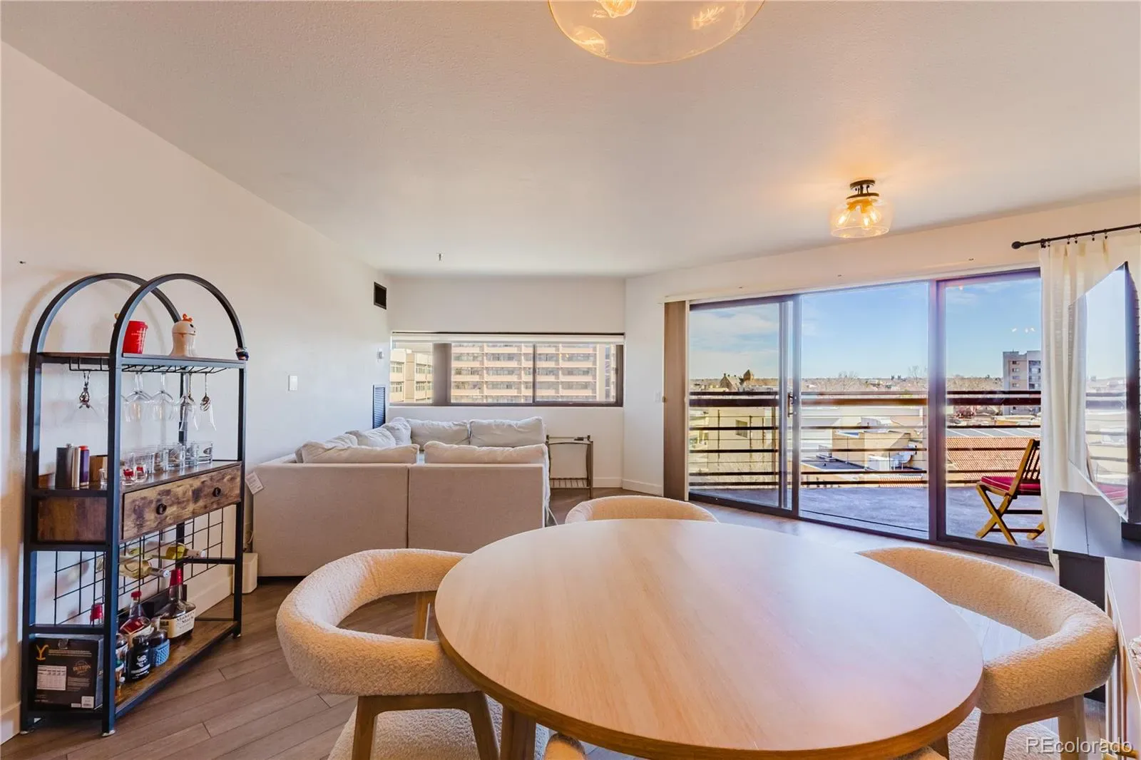 100 Park W Avenue #604 Denver CO 80205 MLS #REC9993203 03132026010043 1600 2