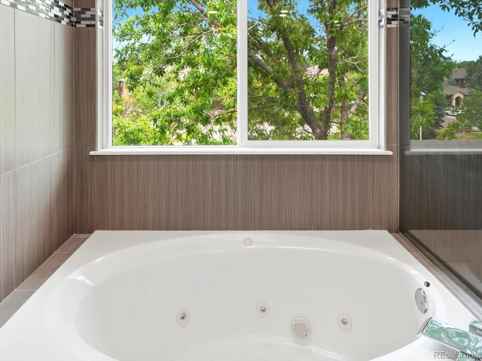 14044 E Temple Drive Aurora CO 80015 MLS #REC9994538 06112026215146 1600 31