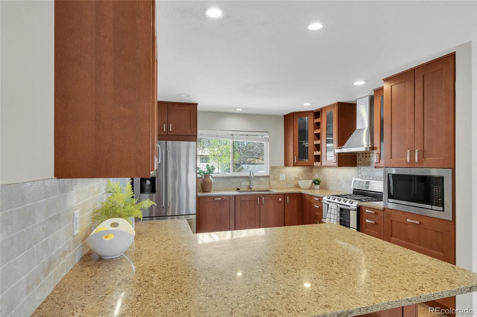 11552 W Tennessee Place Lakewood CO 80226 MLS #REC9994975 05012026015228 1600 5