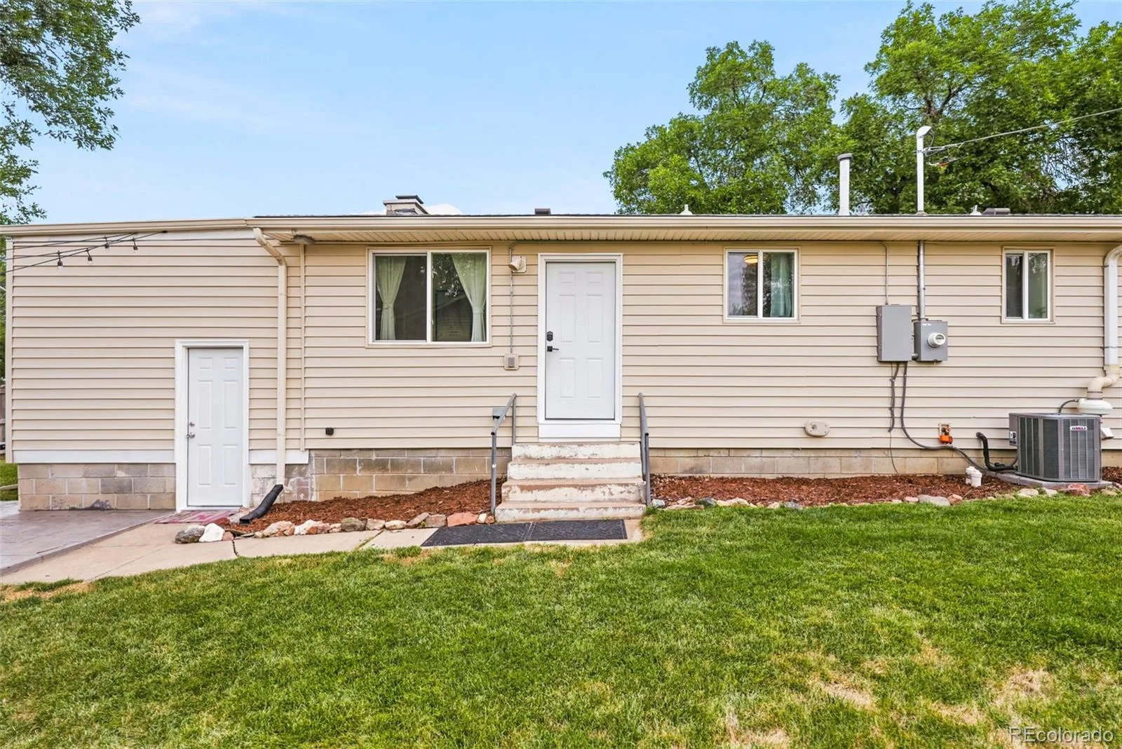 2300 W 57th Avenue Denver CO 80221 | MLS #REC9995159 07222026175147 1600 26