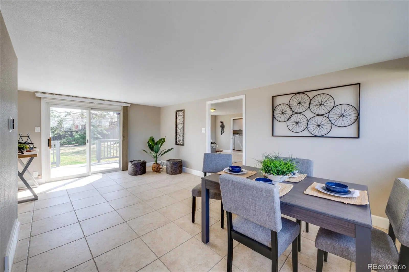 04012026225100 1600 17