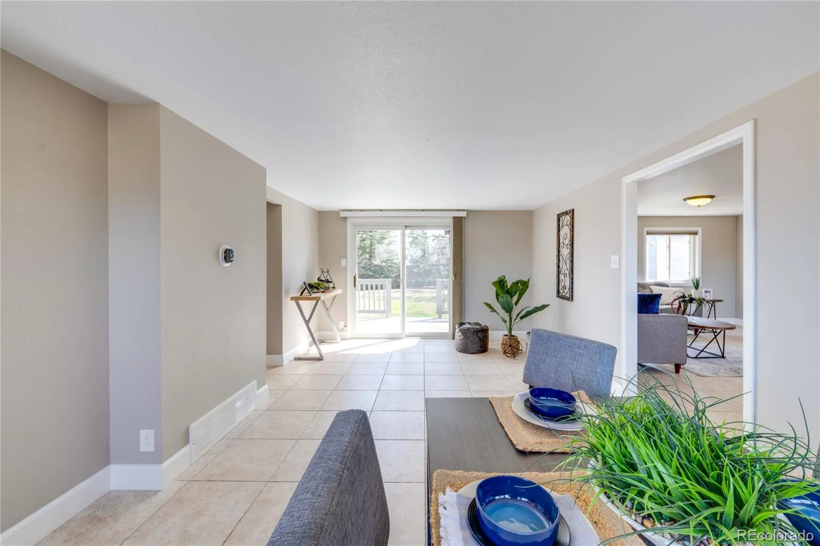 04012026225100 1600 18