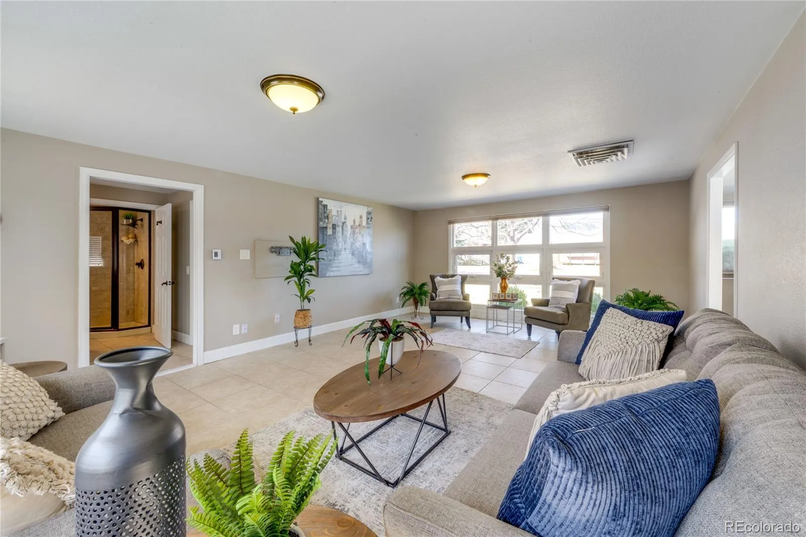 04012026225100 1600 9