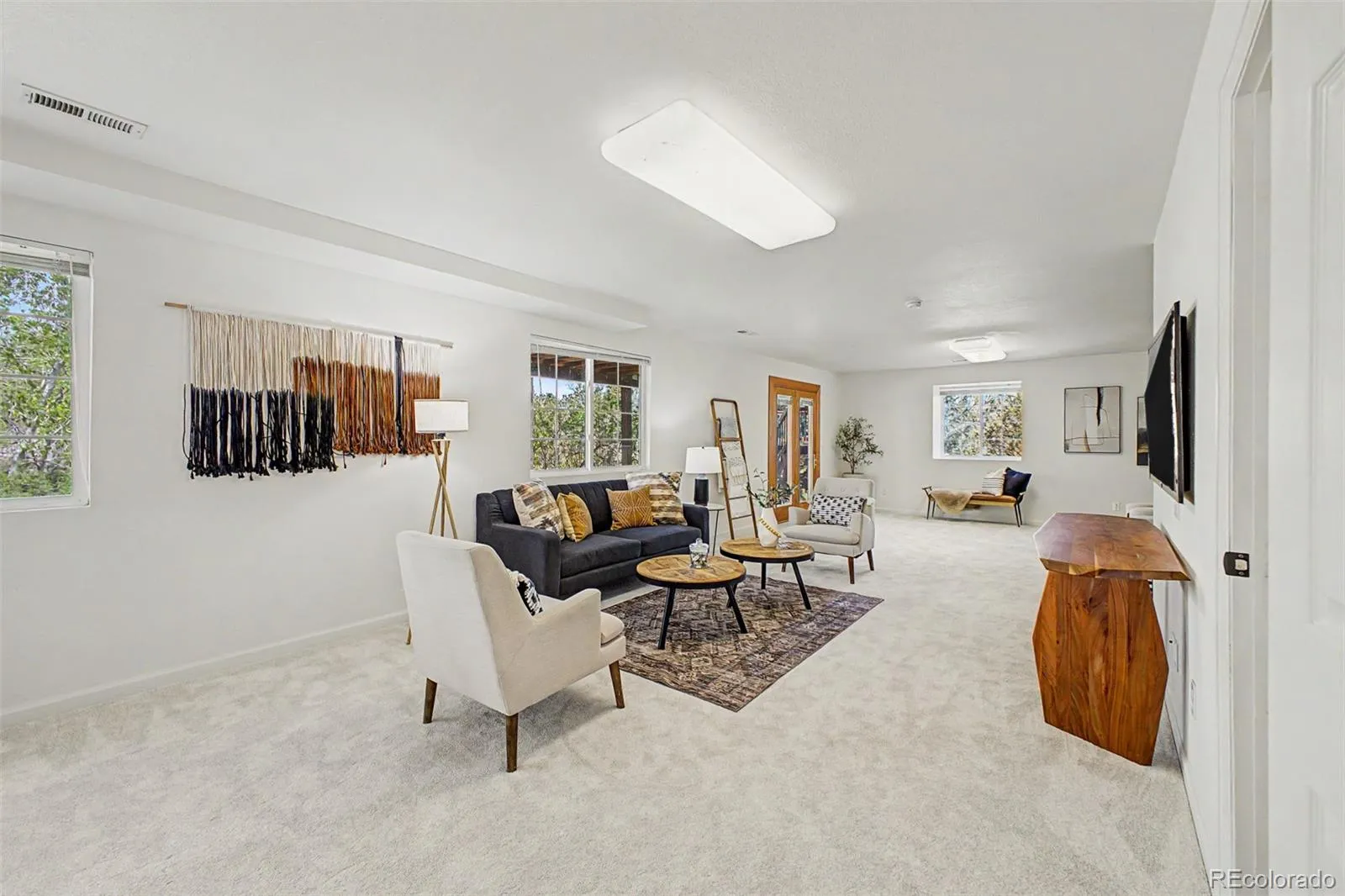 04222026020521 1600 28