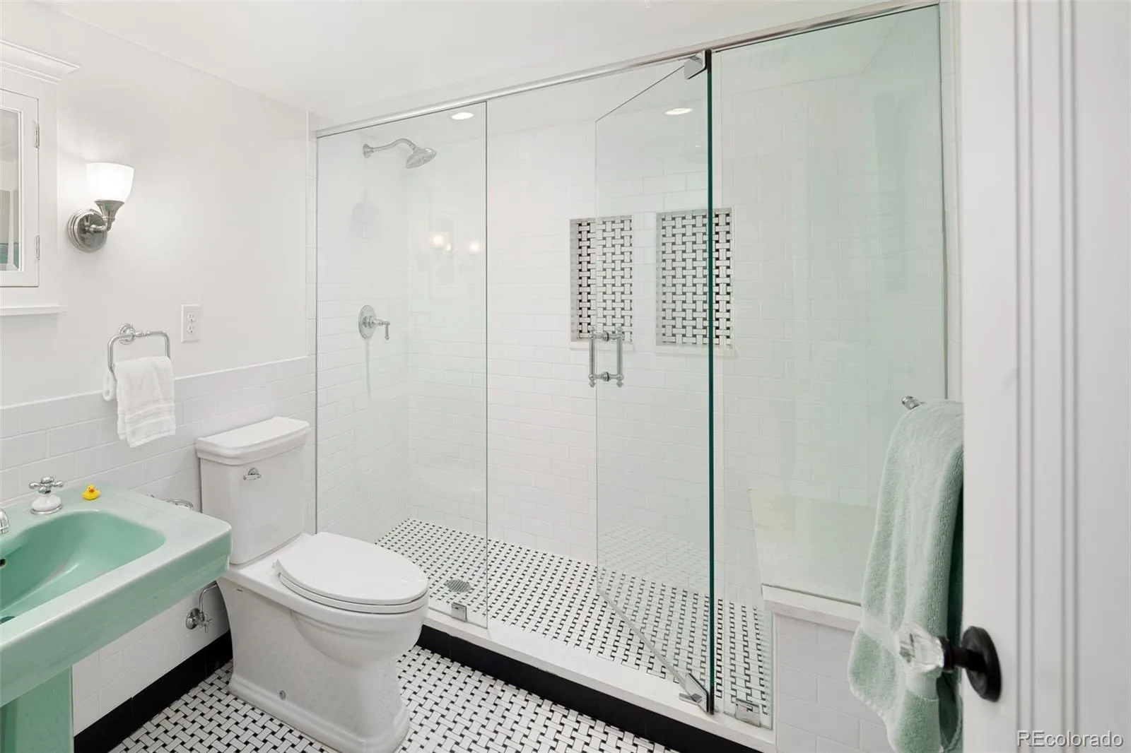 178 Ash Street Denver CO 80220 | MLS #REC9999990 09222026115638 1600 29