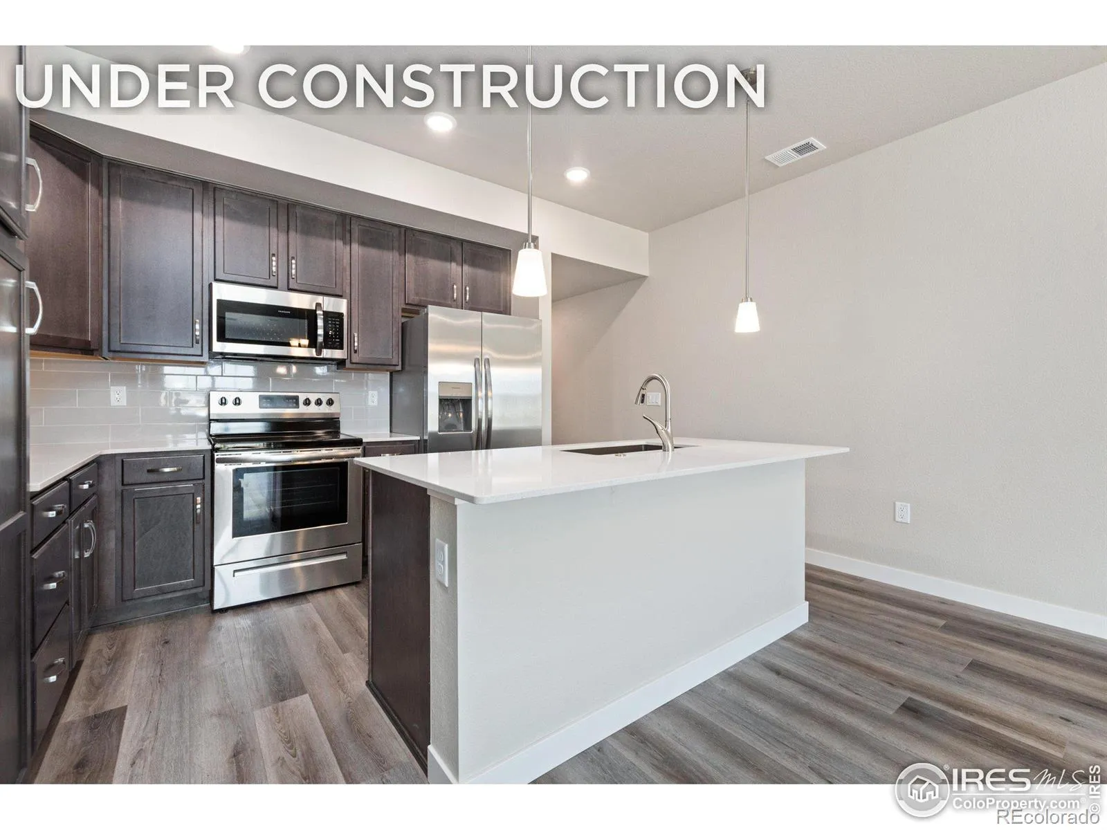 410 High Point Drive #104 #B Longmont CO 80504 | MLS #RECIR1024222 05132026224815 1600 16