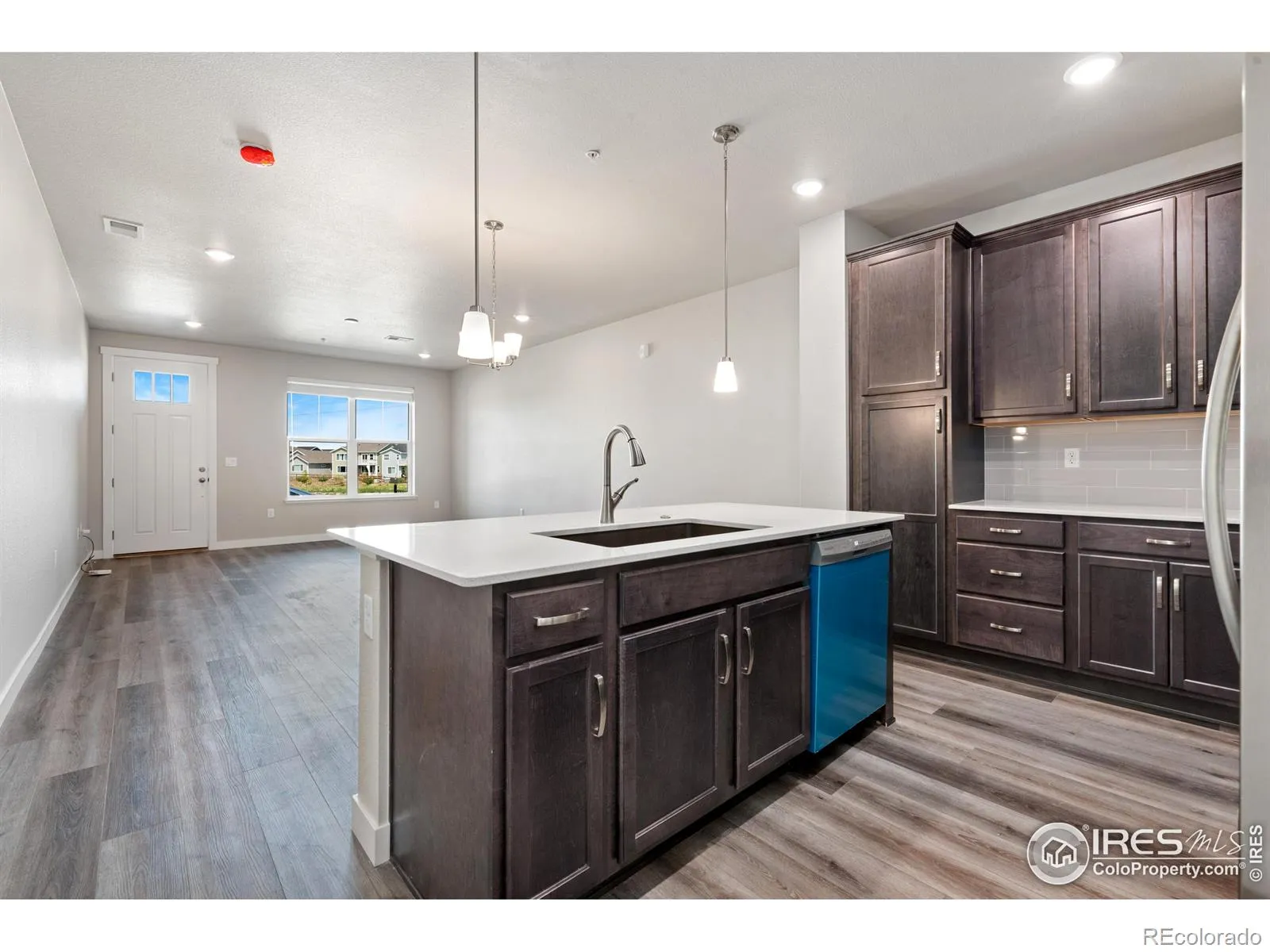 410 High Point Drive #104 #B Longmont CO 80504 | MLS #RECIR1024222 05132026224815 1600 17