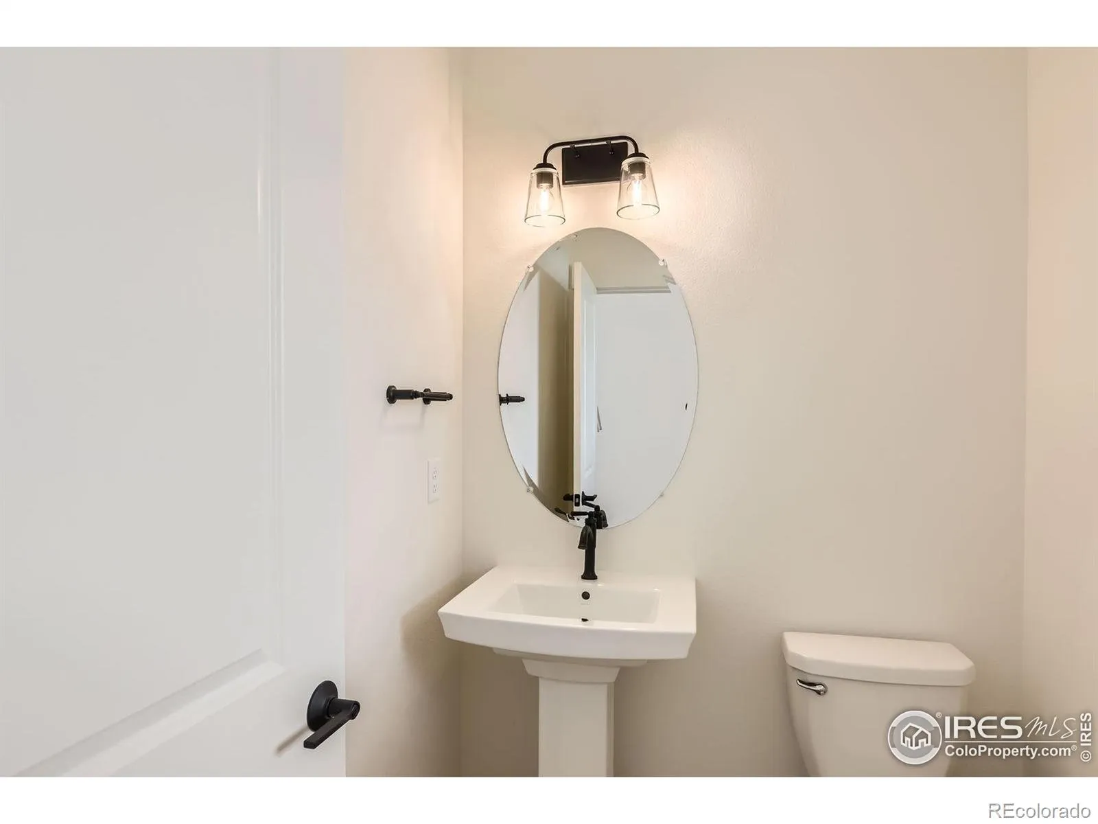 5881 Aspenglow Street Longmont CO 80504 | MLS #RECIR1033854 04252026192244 1600 13