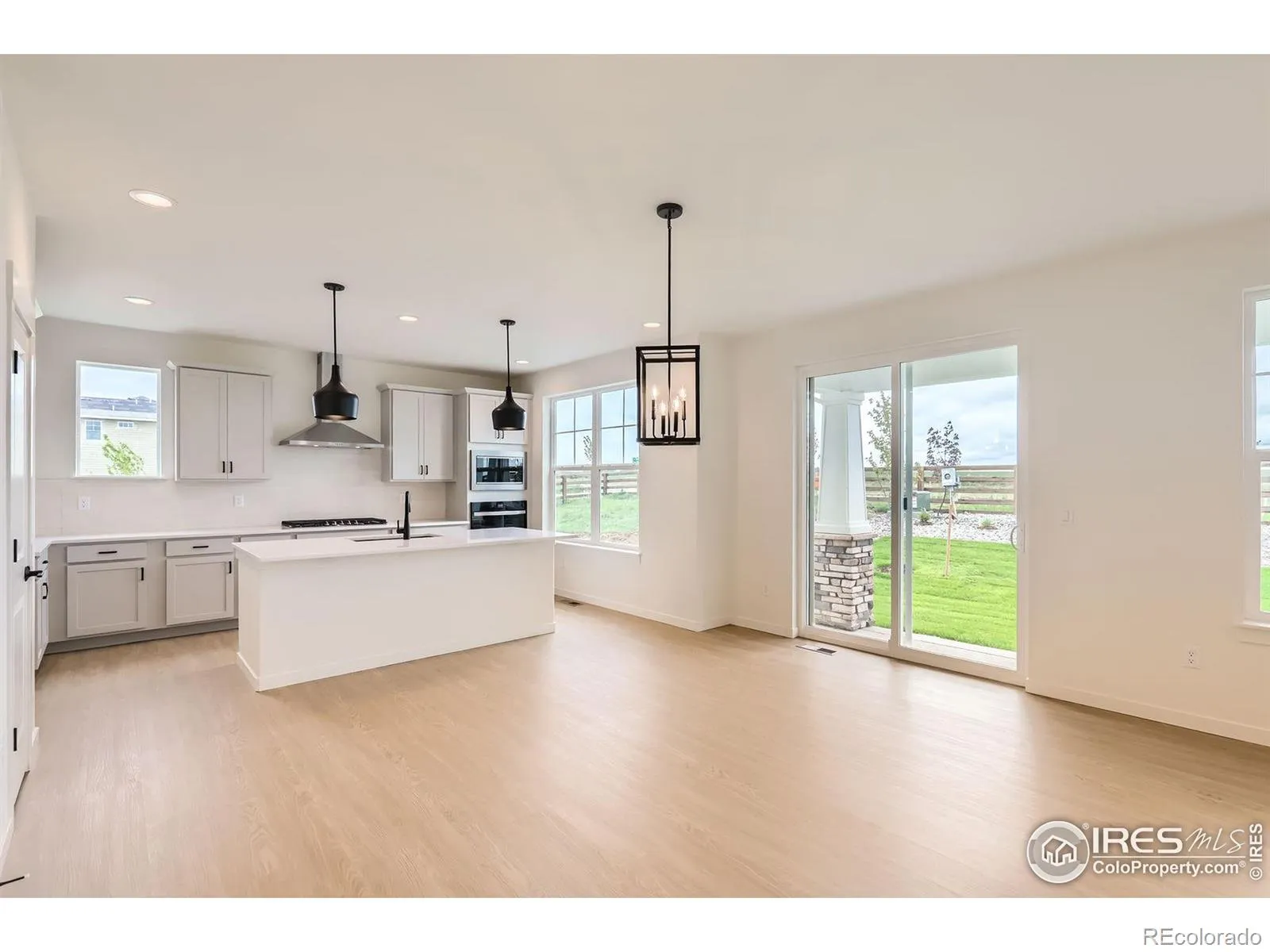 5881 Aspenglow Street Longmont CO 80504 | MLS #RECIR1033854 04252026192244 1600 15