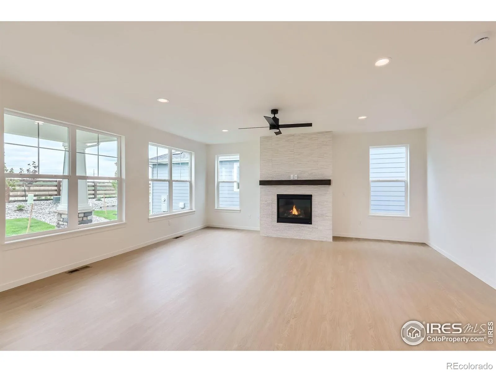 5881 Aspenglow Street Longmont CO 80504 | MLS #RECIR1033854 04252026192244 1600 7