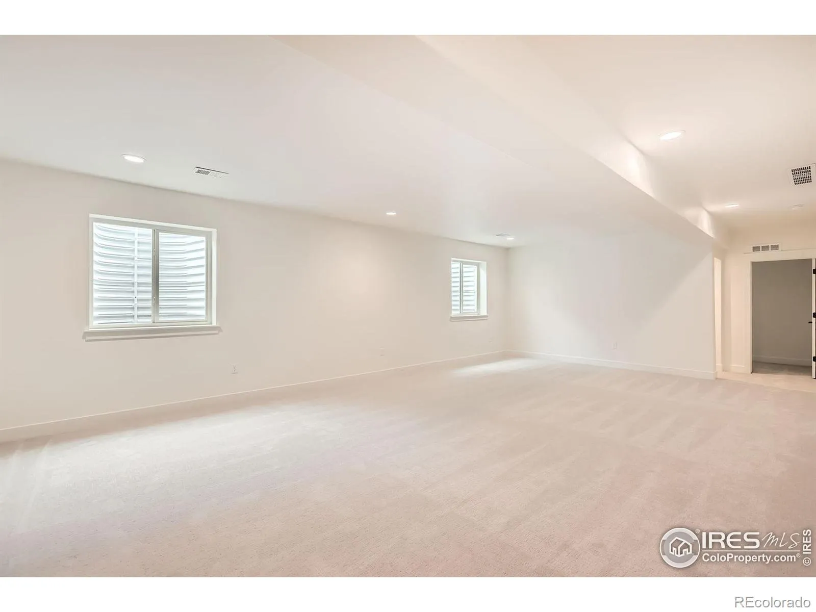 5891 Aspenglow Street Longmont CO 80504 | MLS #RECIR1033867 04252026192040 1600 18