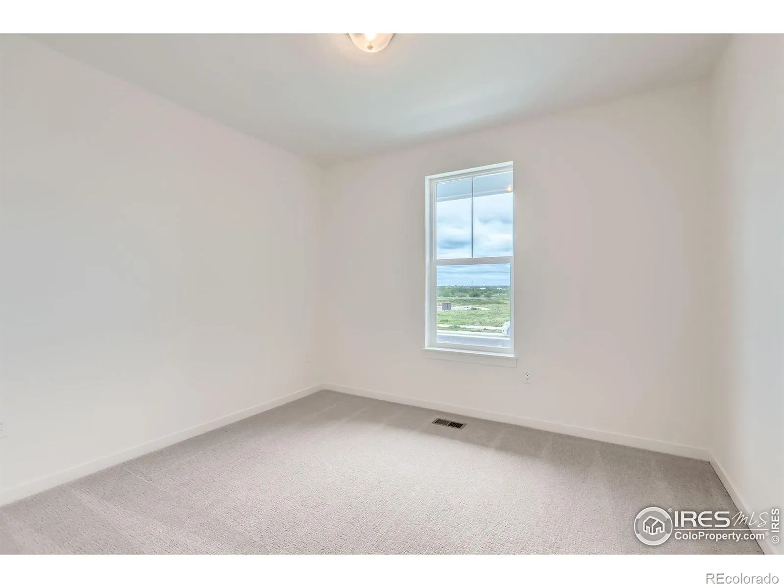 5891 Aspenglow Street Longmont CO 80504 | MLS #RECIR1033867 04252026192040 1600 19
