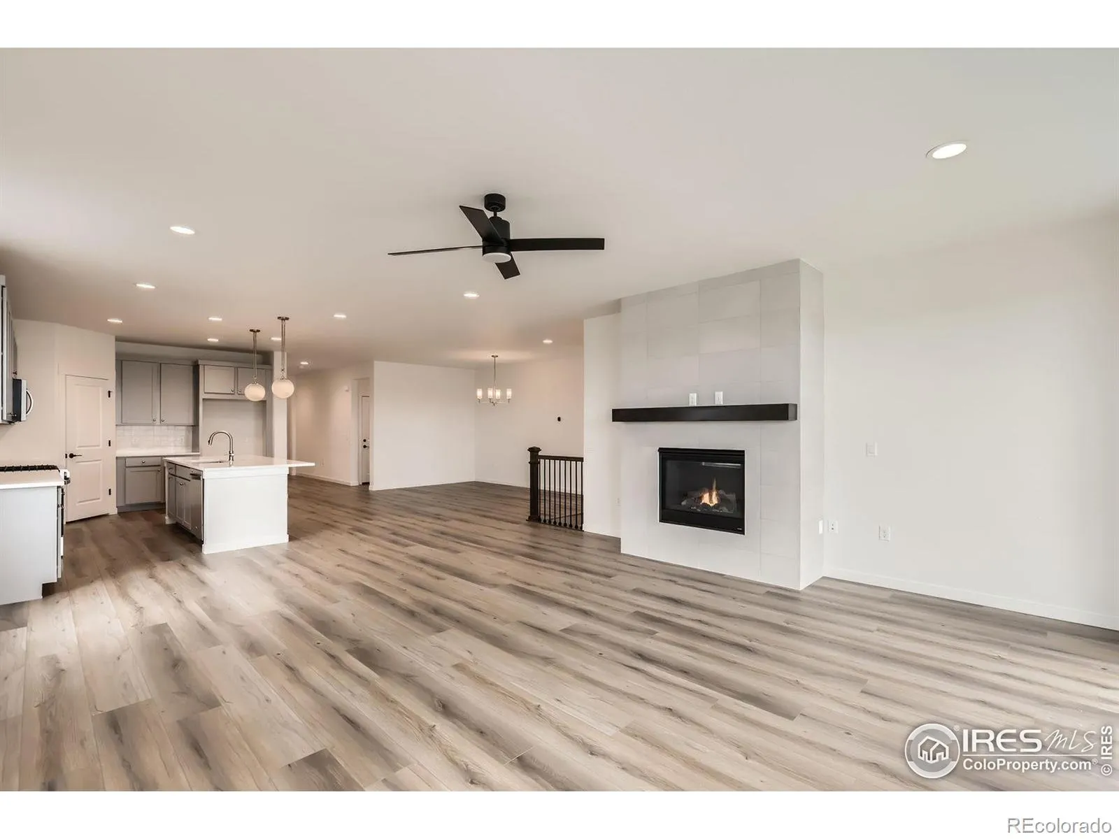 5891 Aspenglow Street Longmont CO 80504 | MLS #RECIR1033867 04252026192040 1600 4