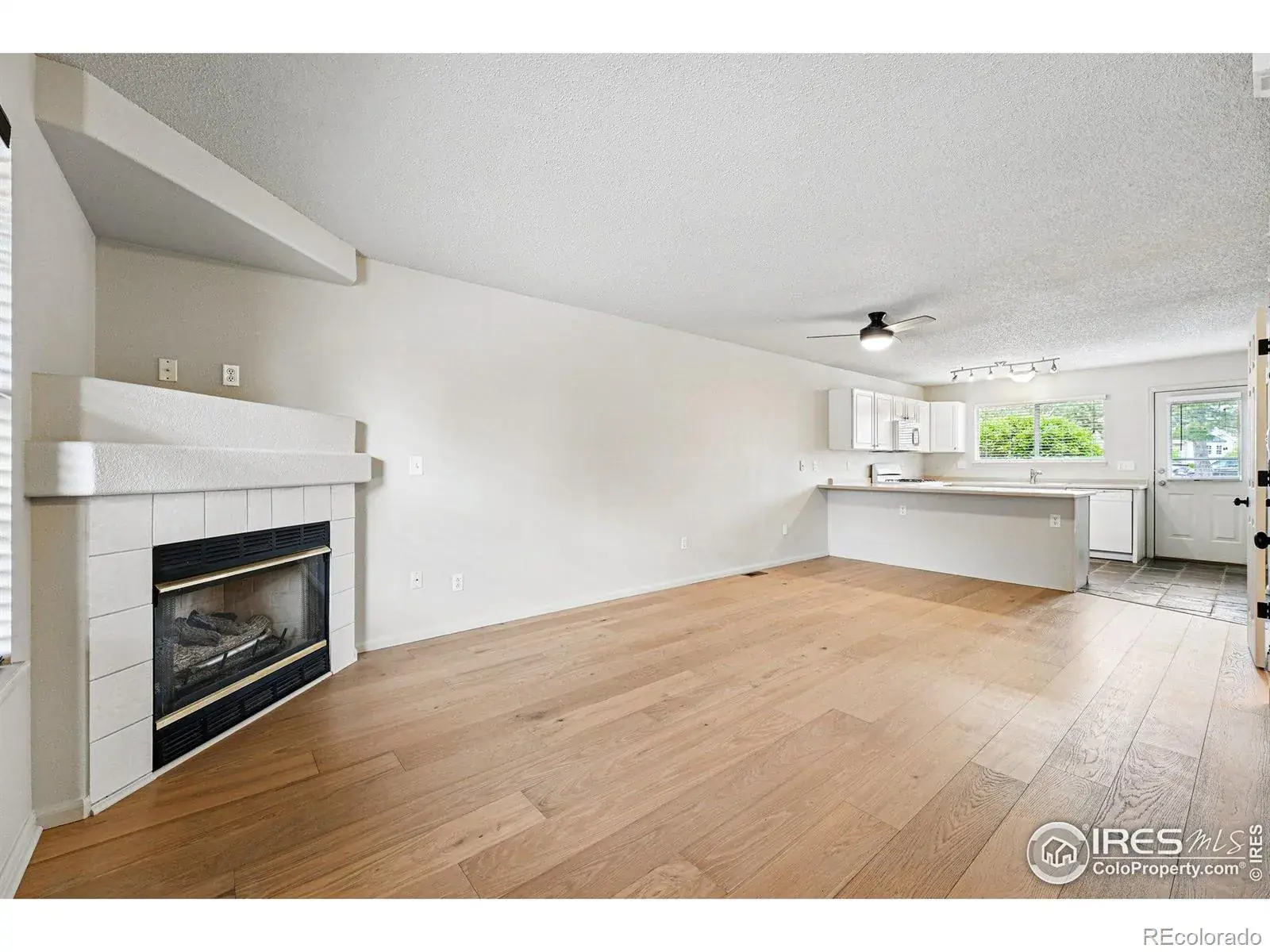 3022 W 107th Place #D Westminster CO 80031 MLS #RECIR1034892 02052026195603 1600 5