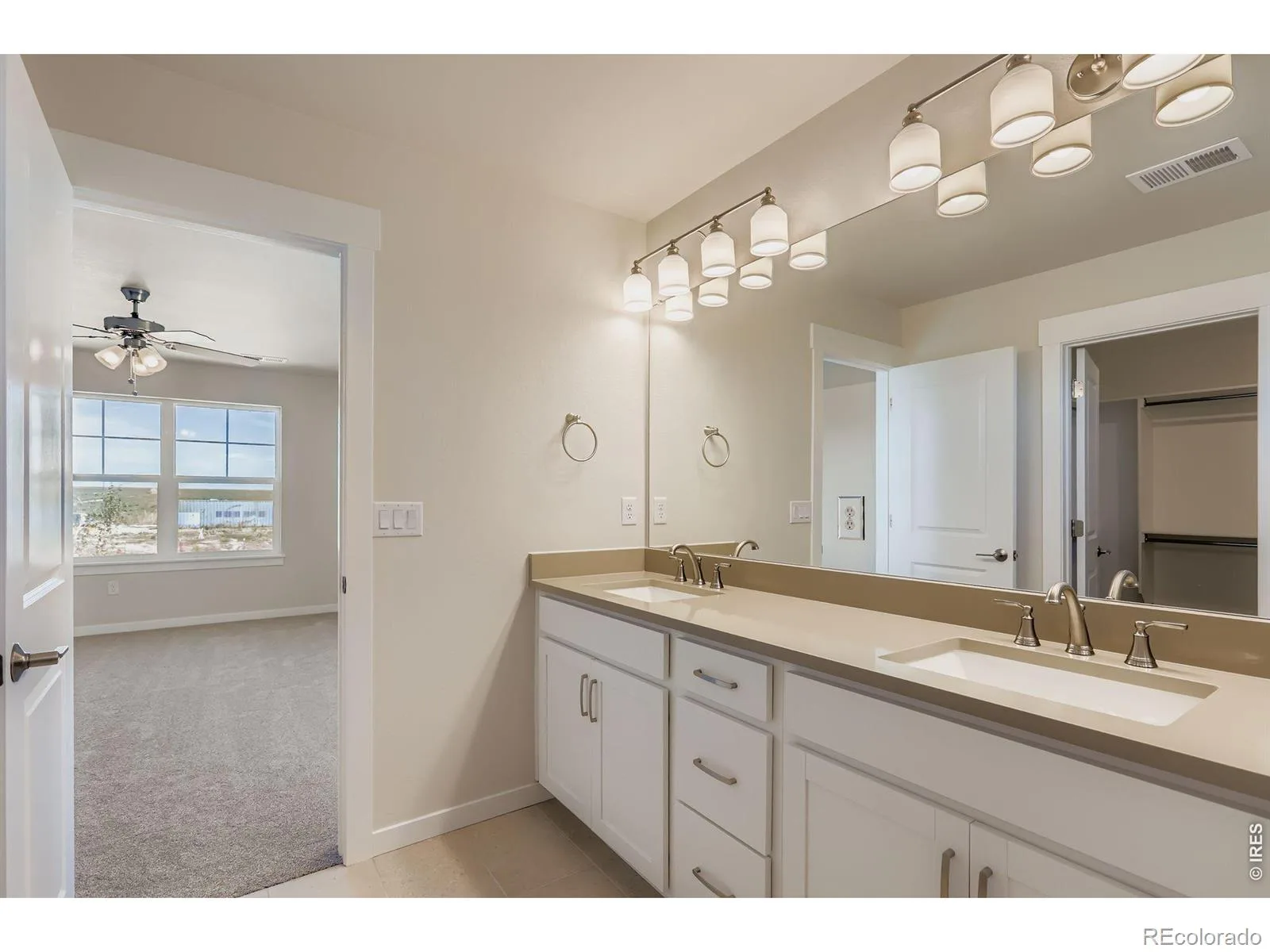5841 Aspenglow Street Firestone CO 80504 | MLS #RECIR1038462 06232026162314 1600 14
