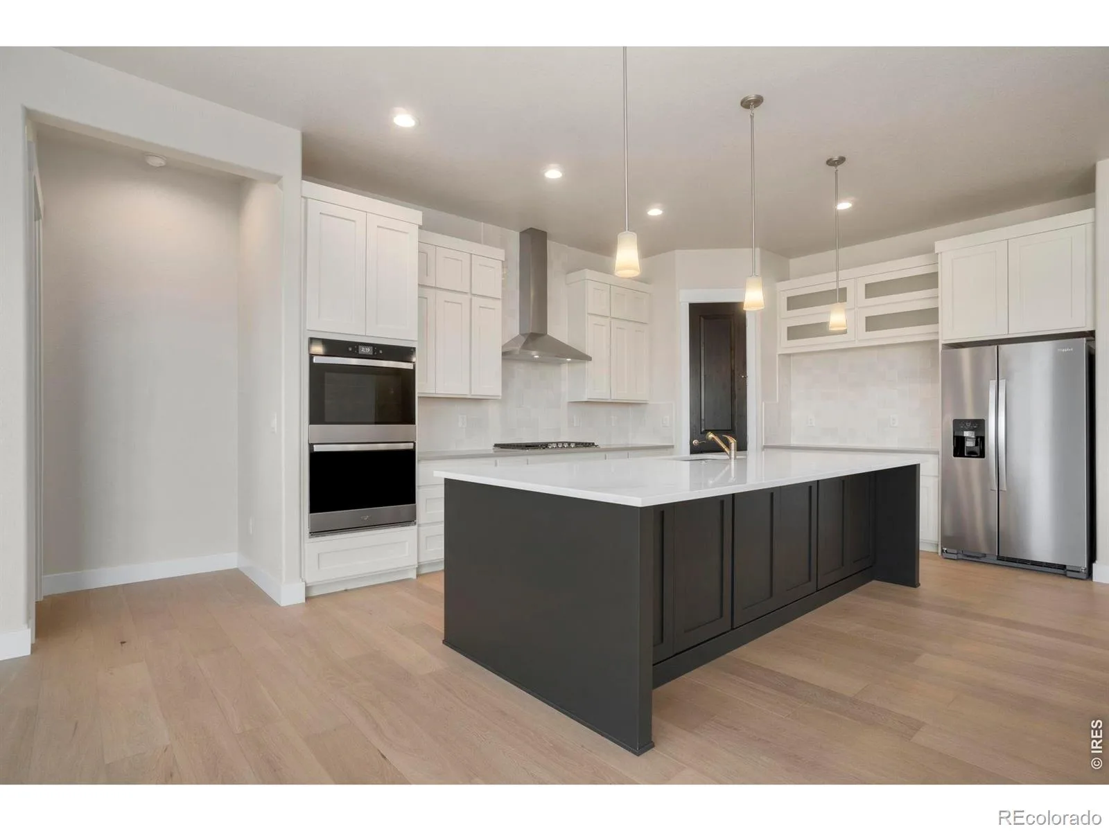 24113 E 36th Place Aurora CO 80019 | MLS #REC4590156 08192026001510 1600 13