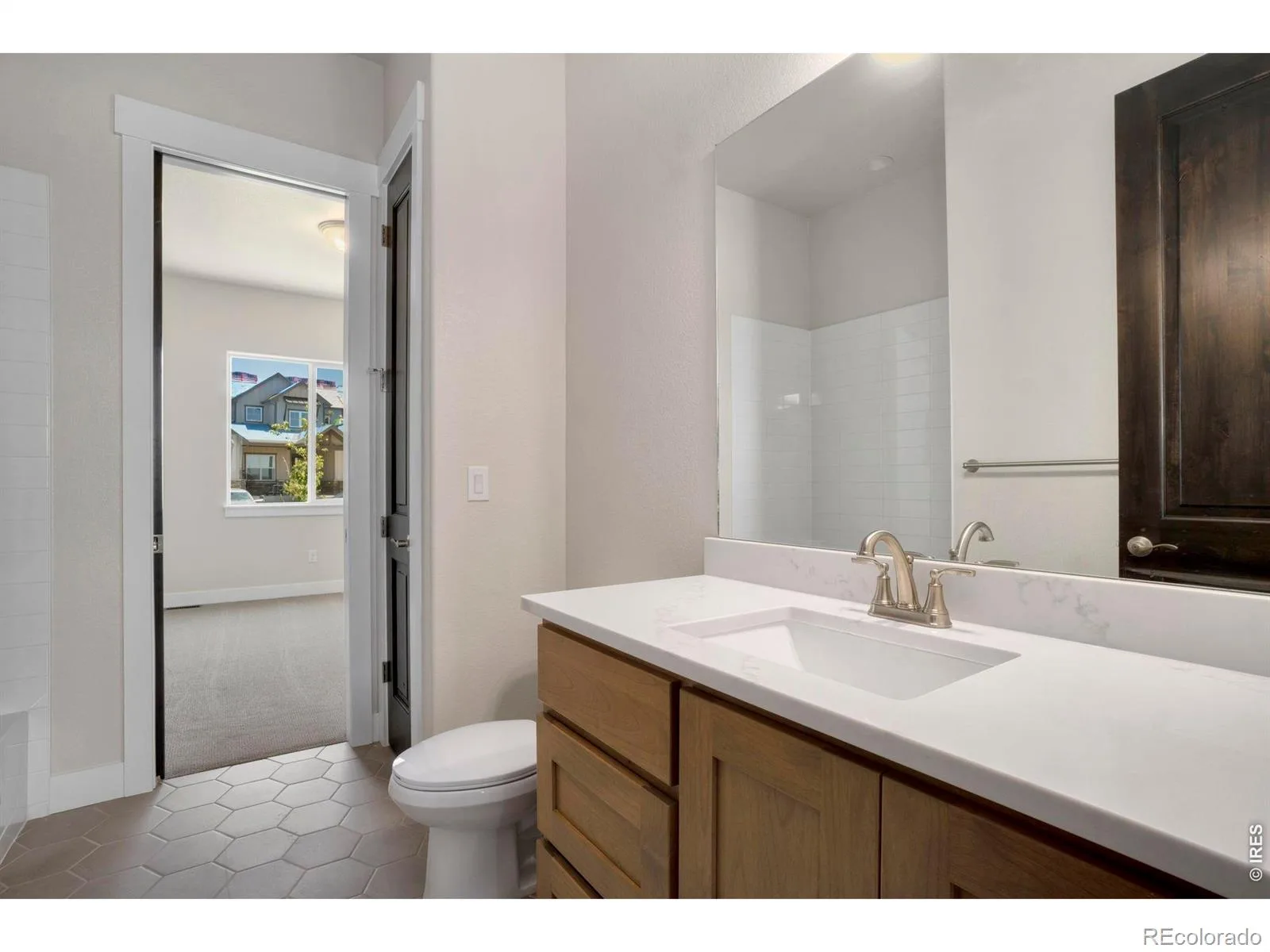24113 E 36th Place Aurora CO 80019 | MLS #REC4590156 08192026001510 1600 34