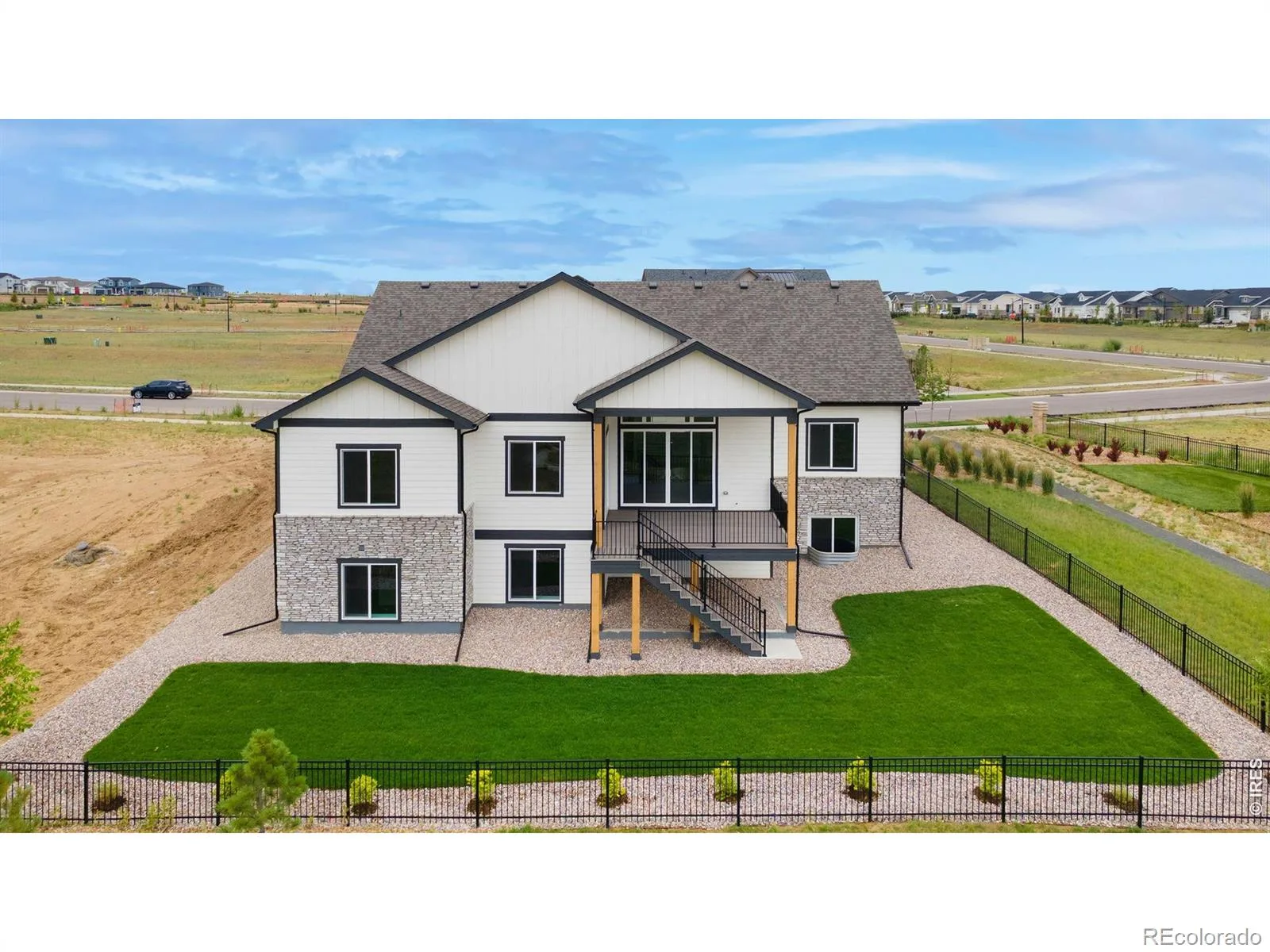 24113 E 36th Place Aurora CO 80019 | MLS #REC4590156 08192026001510 1600 49
