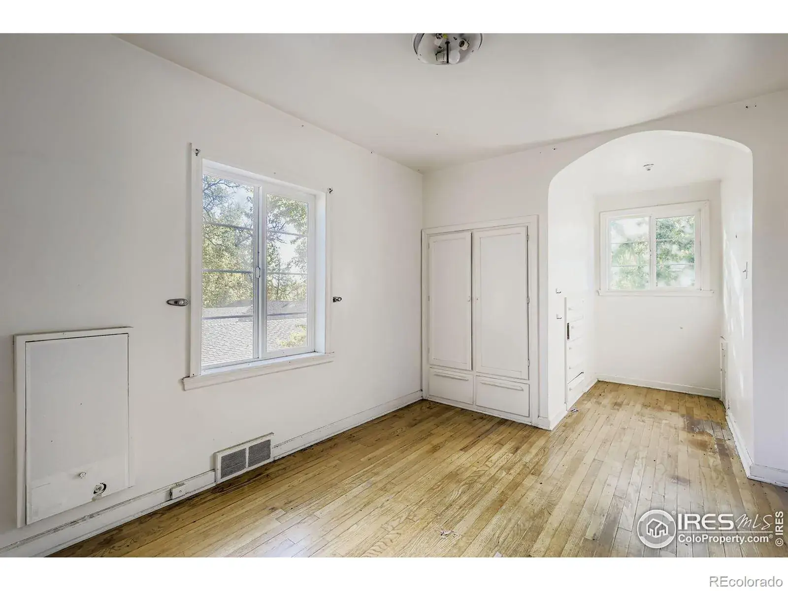 10092025200925 1600 11