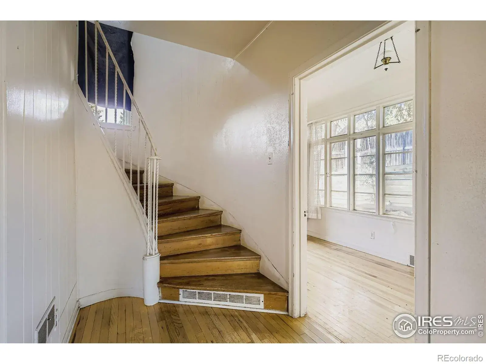 10092025200925 1600 14