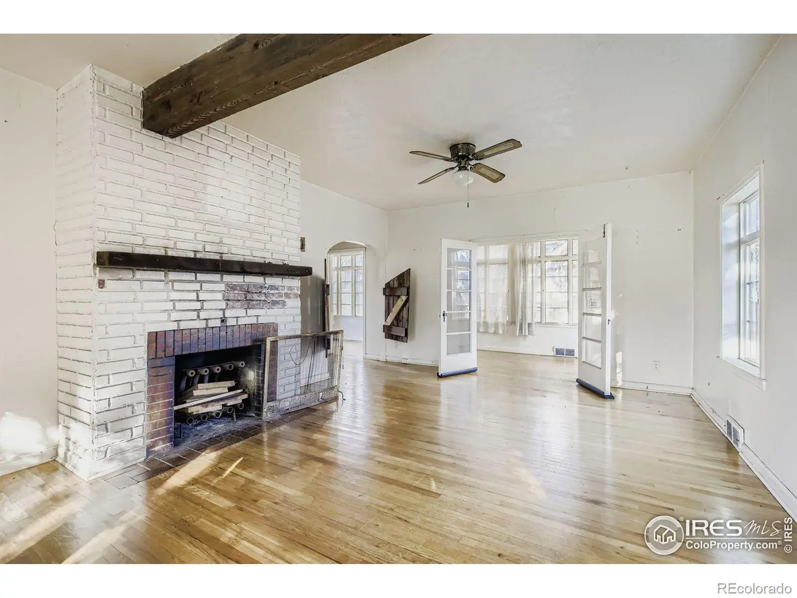 10092025200925 1600 4