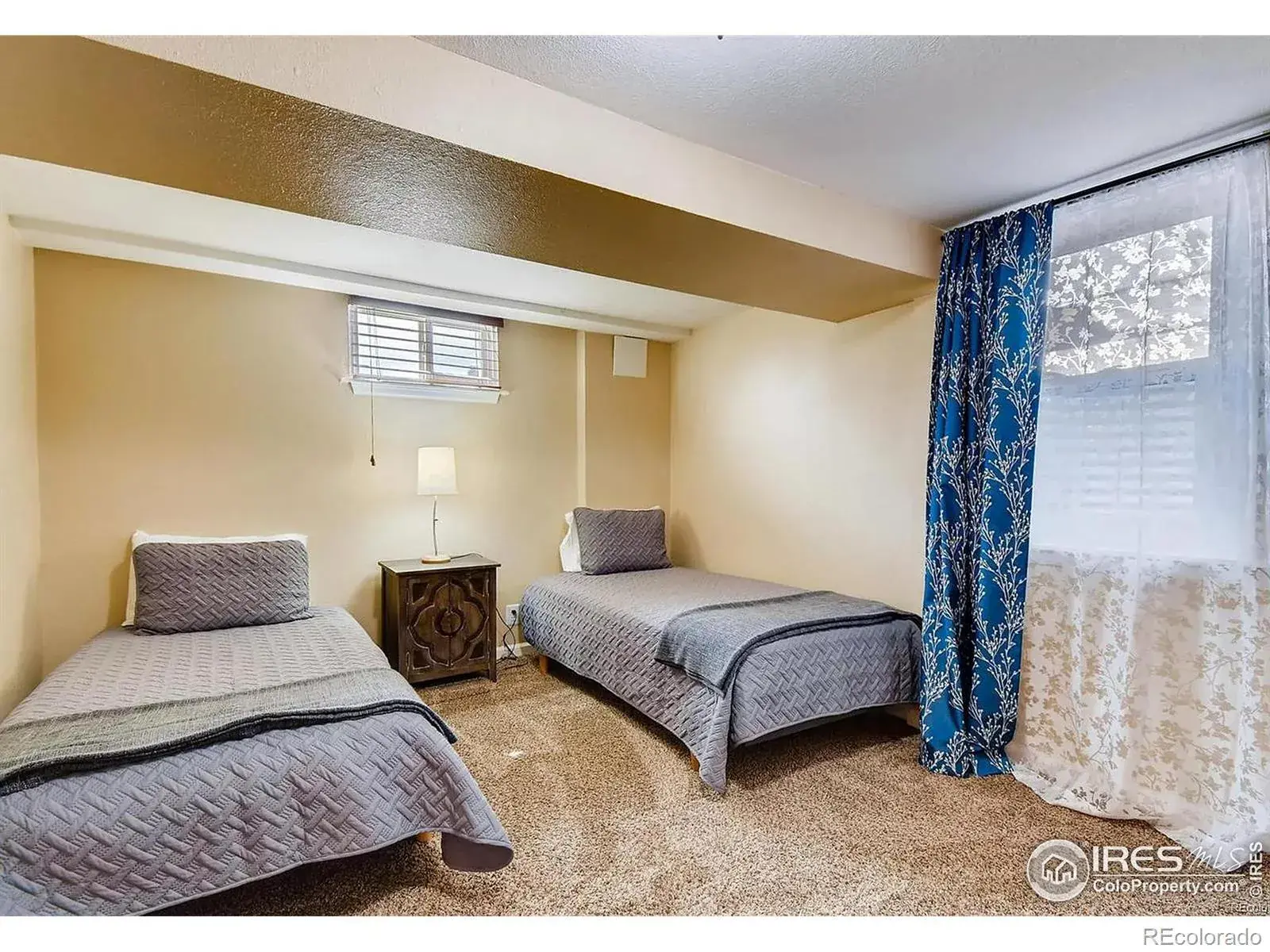 10192025120153 1600 12