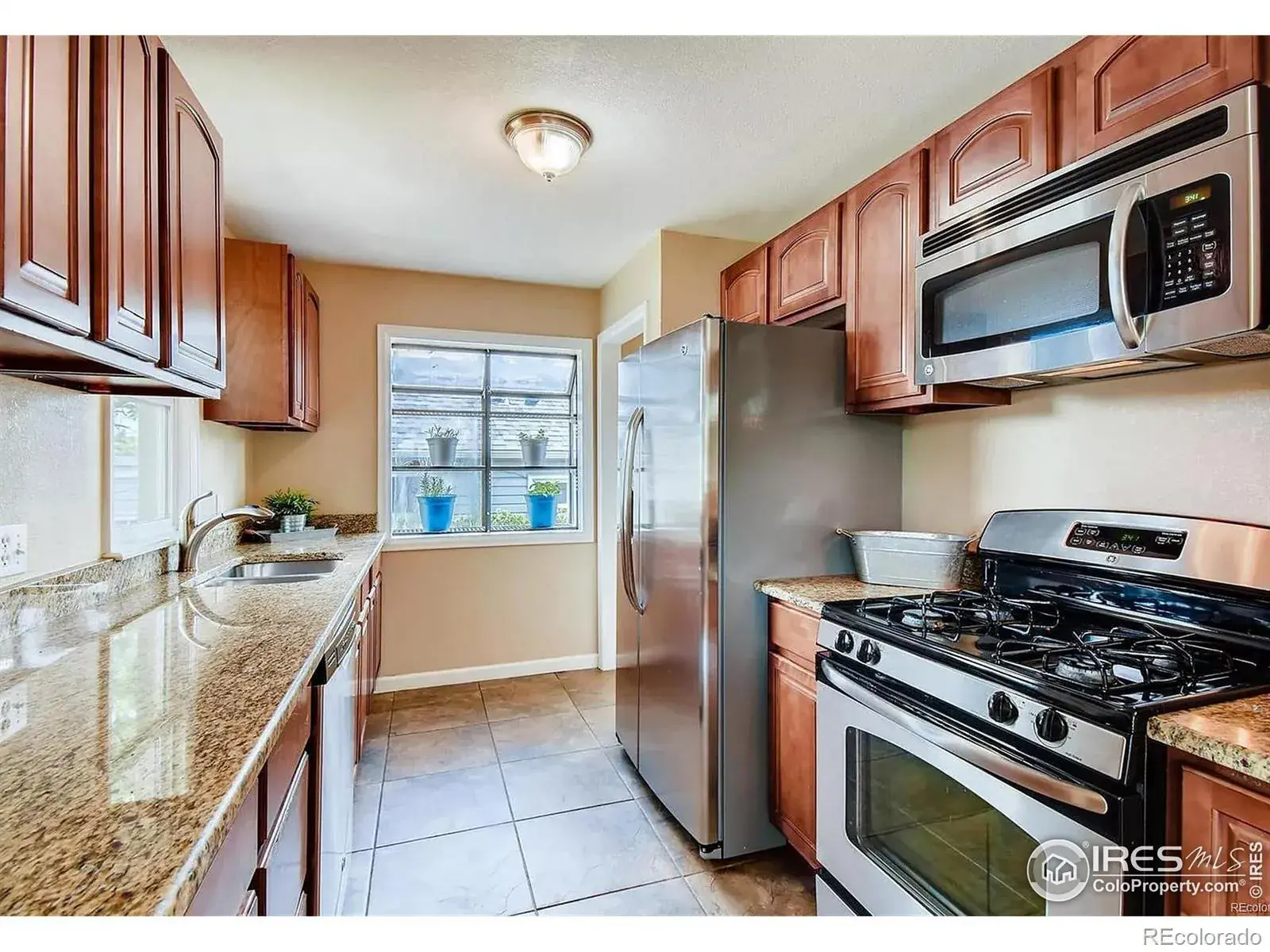 10192025120153 1600 5