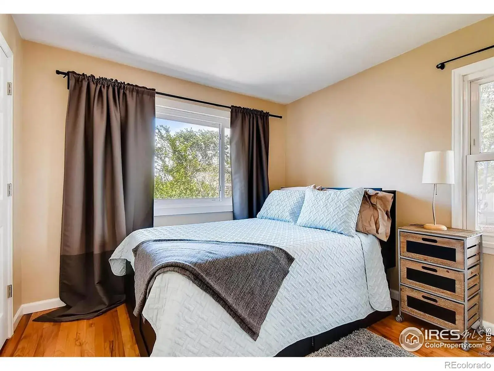 10192025120153 1600 8