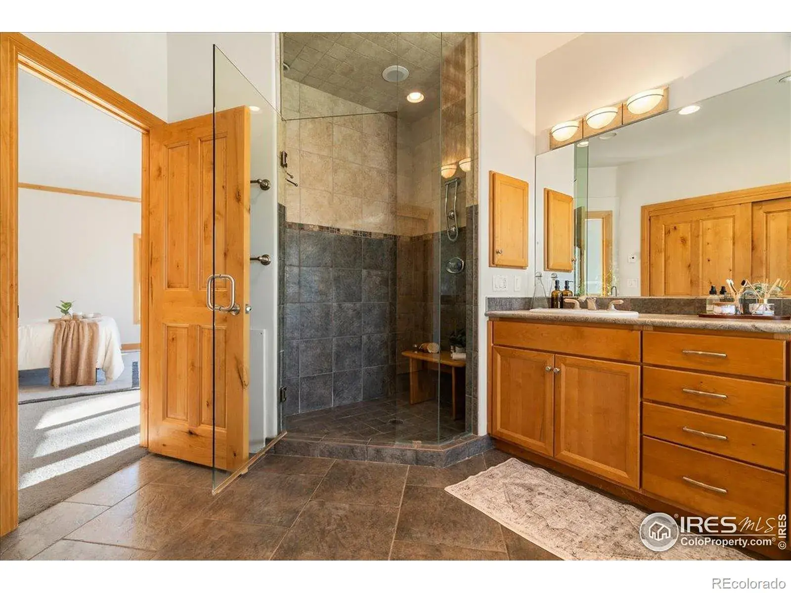 20682 Falcon Wing Road Indian Hills CO 80454 | MLS #REC4530831 11072025235241 1600 33