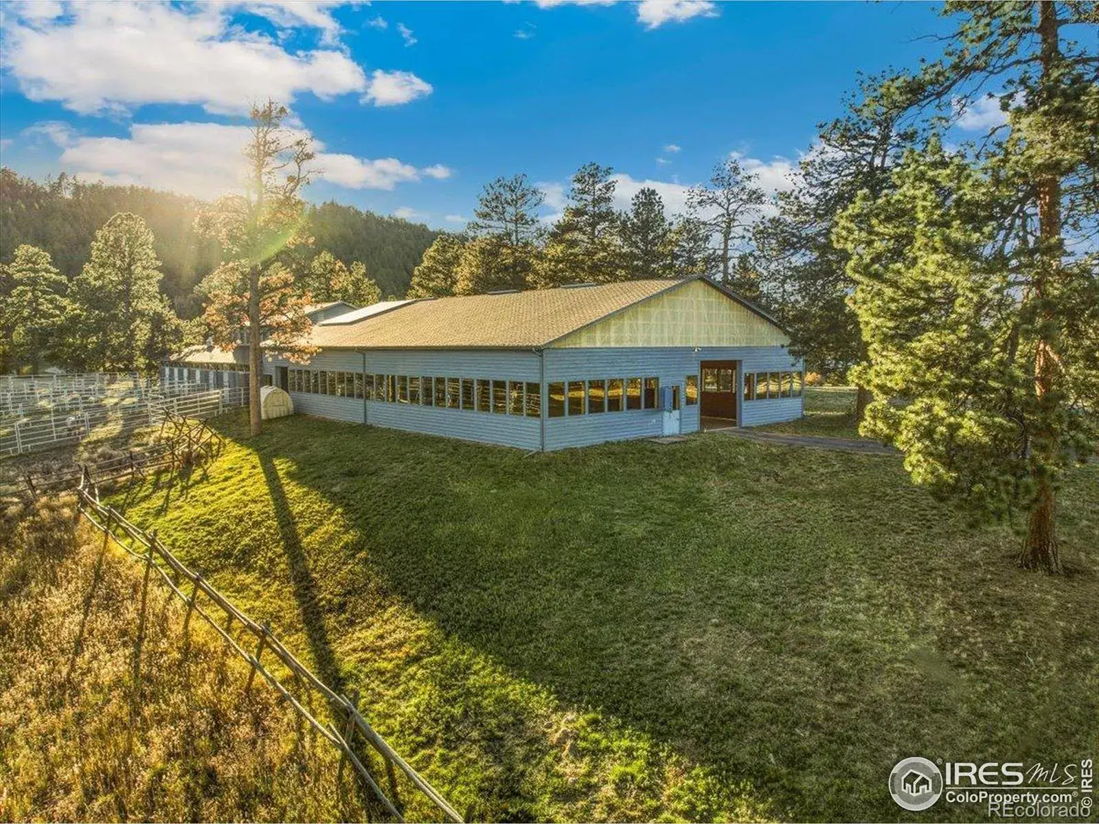 20682 Falcon Wing Road Indian Hills CO 80454 | MLS #REC4530831 11072025235241 1600 4