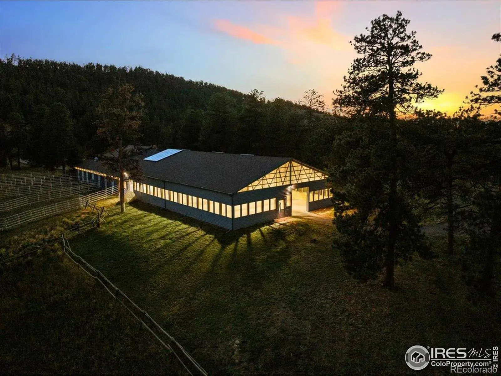 20682 Falcon Wing Road Indian Hills CO 80454 | MLS #REC4530831 11072025235241 1600 49
