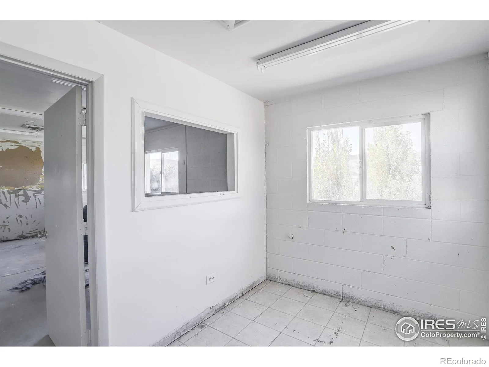 6088 Highway 93 Golden CO 80403 | MLS #RECIR1047031 04072026063644 1600 11