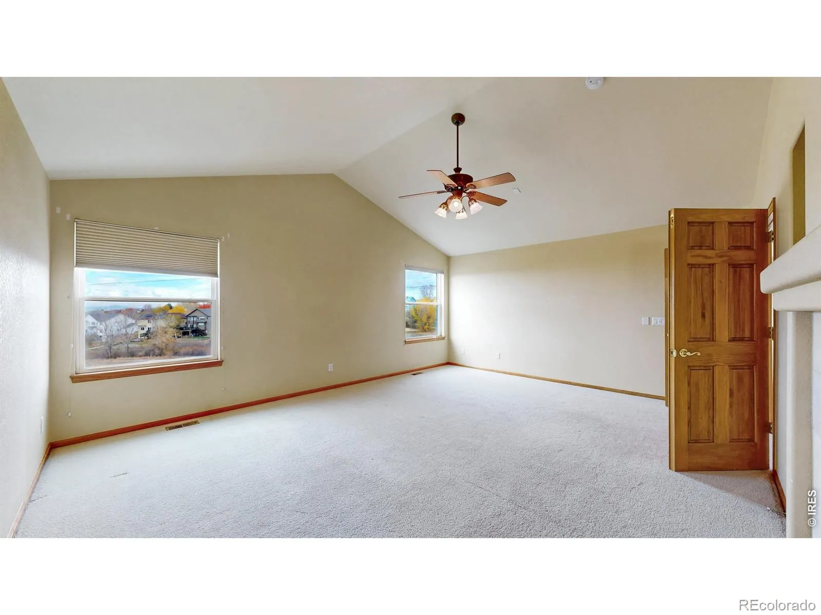 5904 S Ukraine Street Aurora CO 80015 MLS #RECIR1047155 04182026002240 1600 16